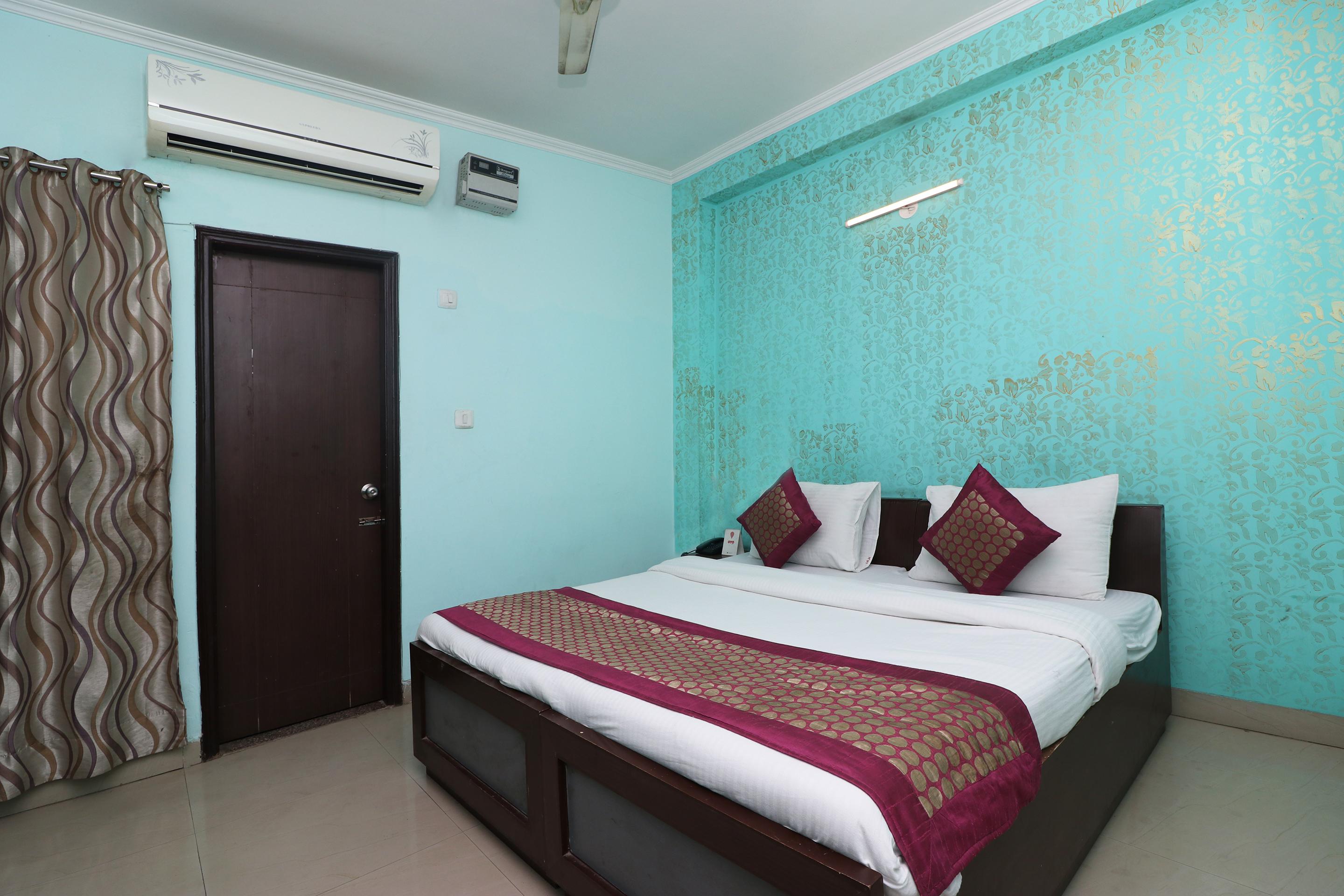 Aero Look Hotel New Delhi Exterior photo