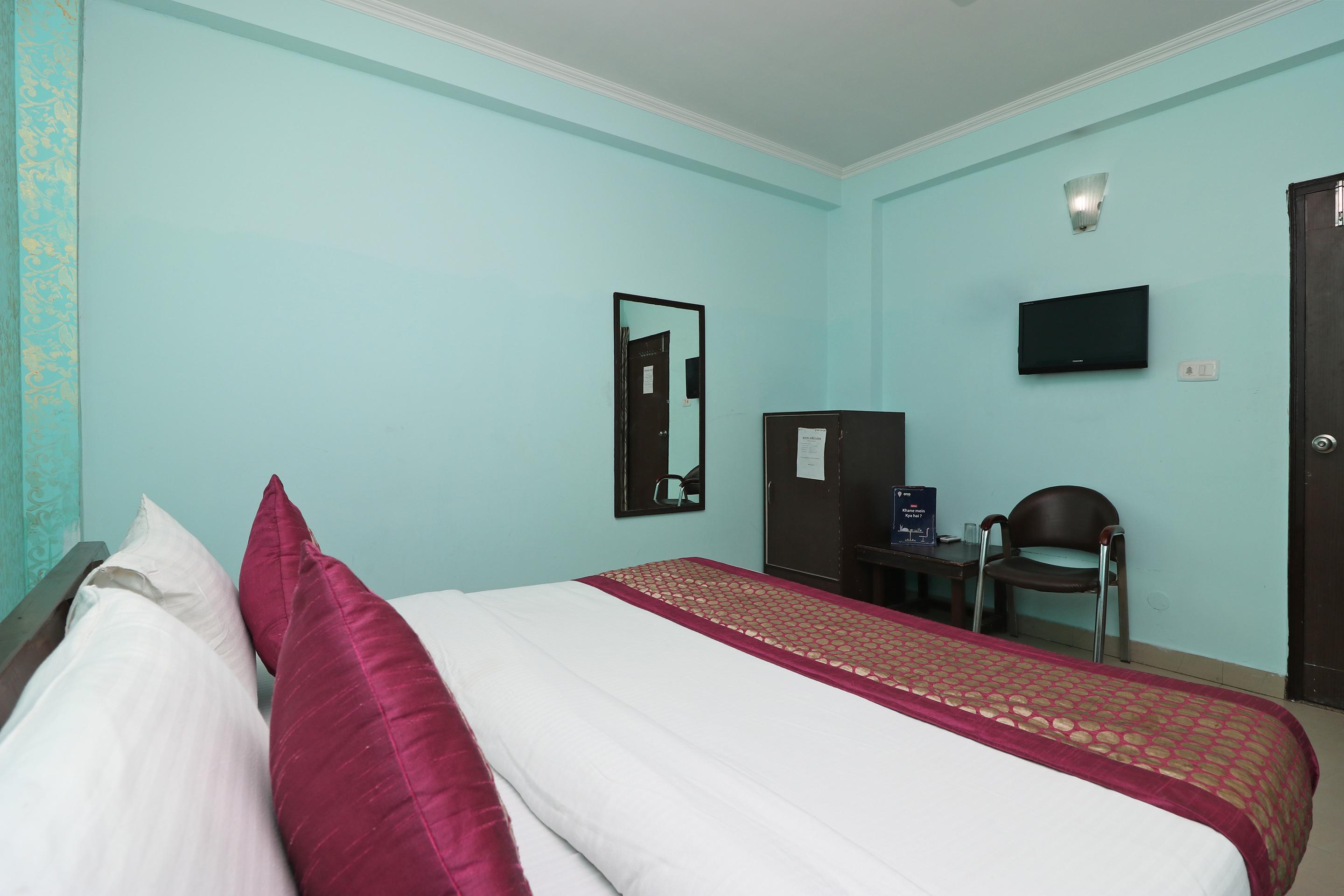 Aero Look Hotel New Delhi Exterior photo